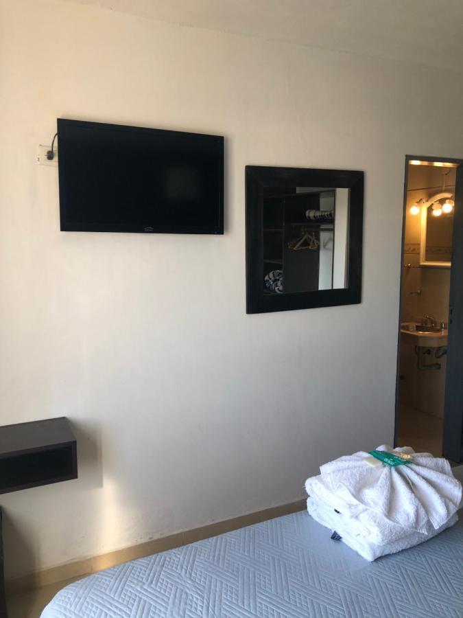 Castellnovo Hotel Villa Carlos Paz Buitenkant foto